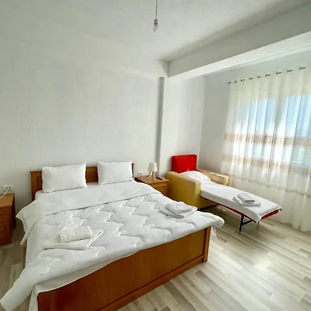 Holiday Apartment Pogradec